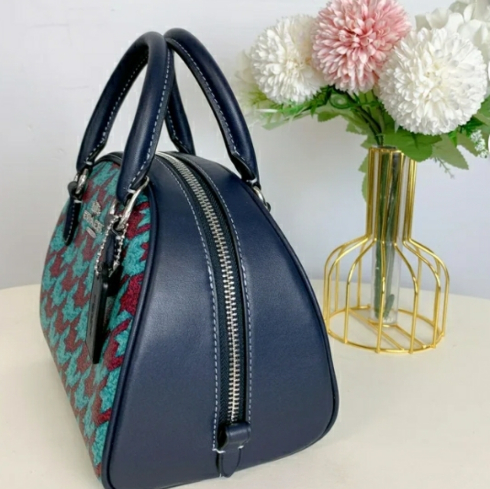 NWT COACH SYDNEY SATCHEL with HOUNDSTOOTH DESIGN CJ628 - Picture 4 of 13